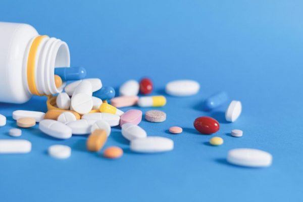 Atenție la suplimentele alimentare: Riscurile ascunse și impactul asupra sănătății