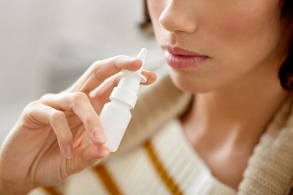 Sprayul nazal inovator: O promisiune în lupta împotriva Alzheimer și protecția memoriei
