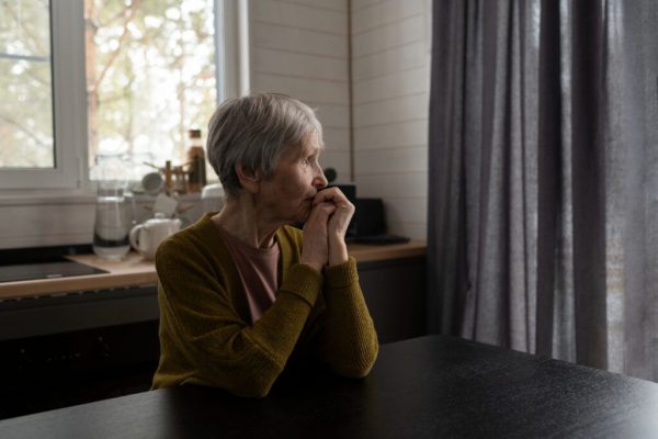 Crescând semnificativ: Provocările și perspectivele diagnosticării bolii Alzheimer în România