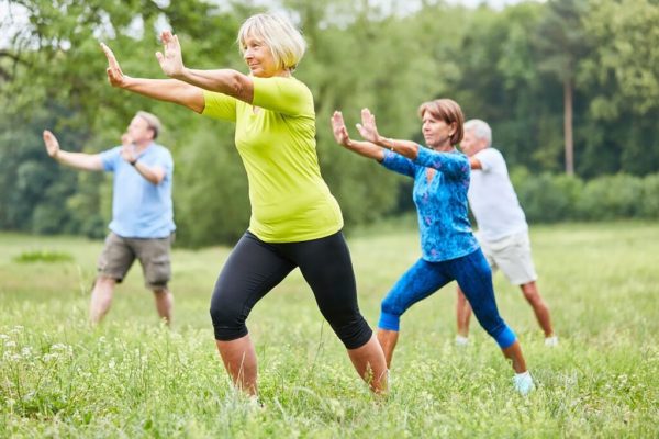 Exercițiile blânde: O abordare holistică pentru recuperarea supraviețuitorilor cancerului