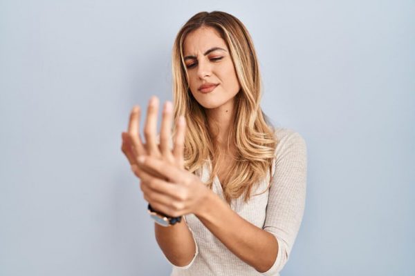 Deficitul de vitamina D: Semne ascunse și implicații pe termen lung asupra sănătății